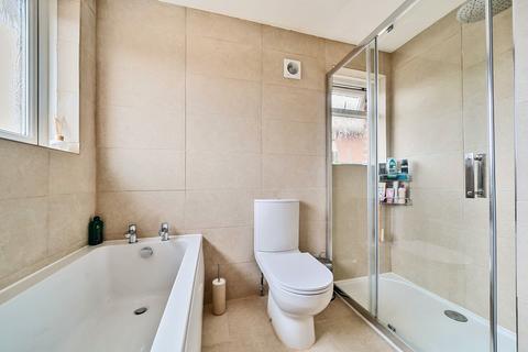 7 Brook Road, Fair Oak, Eastleigh, SO50 7AZ