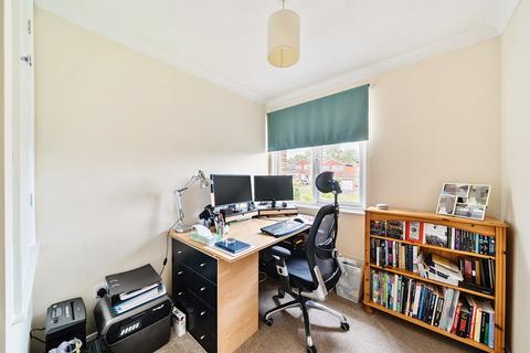 7 Brook Road, Fair Oak, Eastleigh, SO50 7AZ