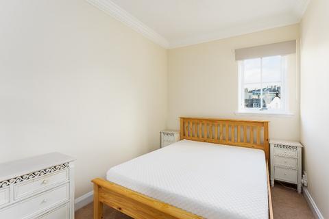 2 bedroom flat to rent, Haugh Street, Edinburgh EH4
