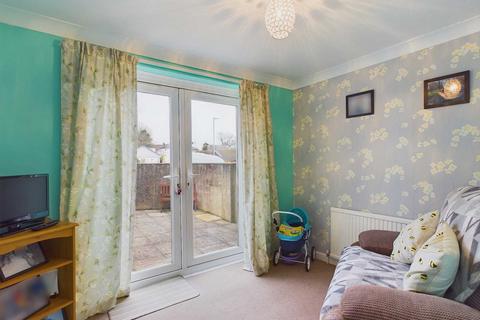 129 Broadmead, Callington, PL17 7DE