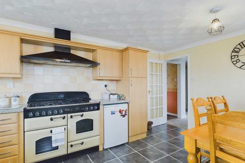 129 Broadmead, Callington, PL17 7DE