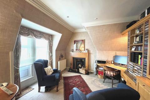 3 bedroom flat for sale, 2E Snowdon Place Stirling FK8 2NH