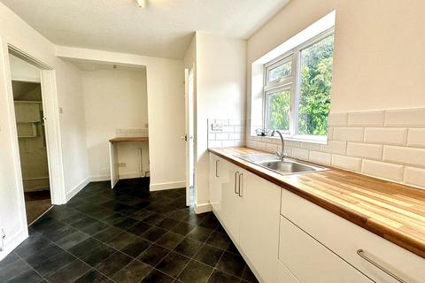 2 bedroom semi-detached house to rent, Botany Road, Walsall WS5