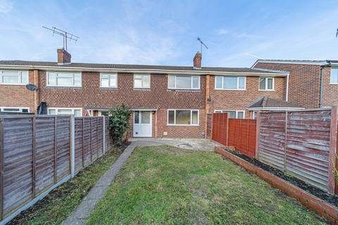 3 bedroom terraced house to rent - Beaulieu Gardens, Camberley GU17