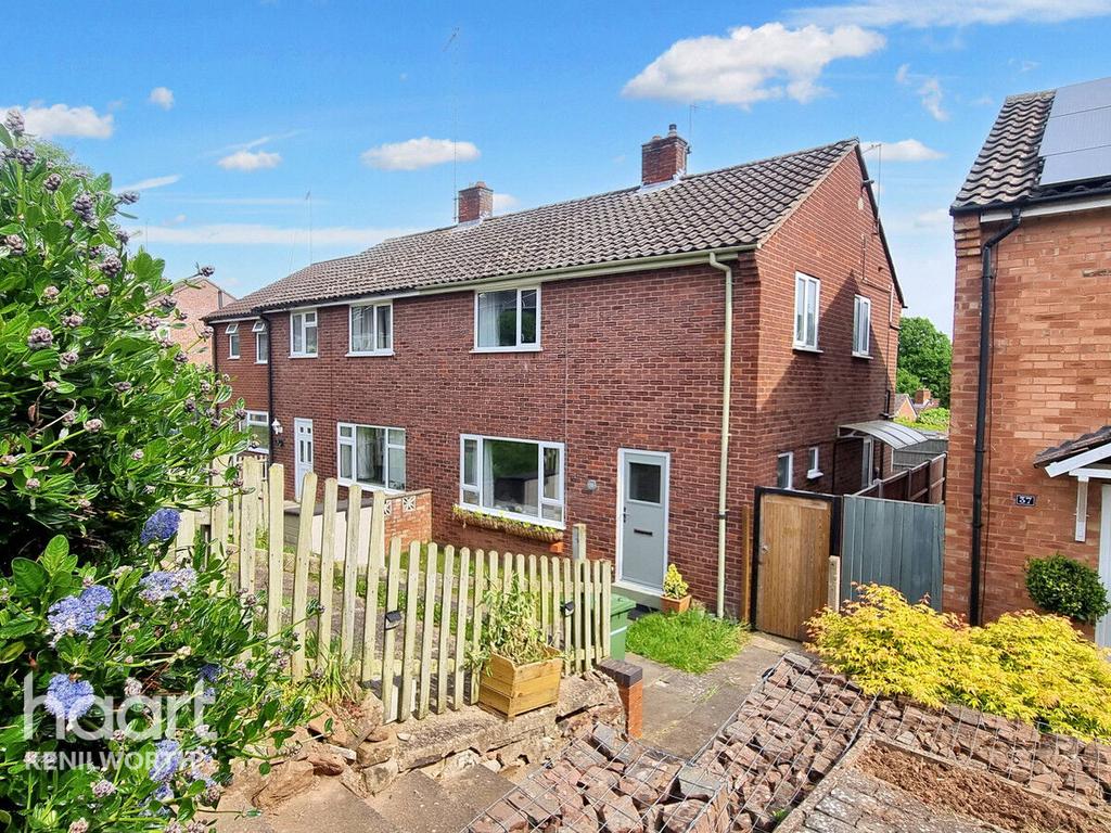 Watling Road, Kenilworth 3 bed end of terrace house for sale £300,000