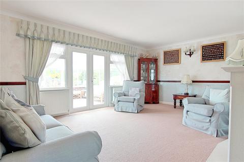 3 bedroom bungalow for sale, Penn Close, Bognor Regis, West Sussex, PO22