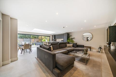 14 Highfield Road, Bromley, BR1 2JW