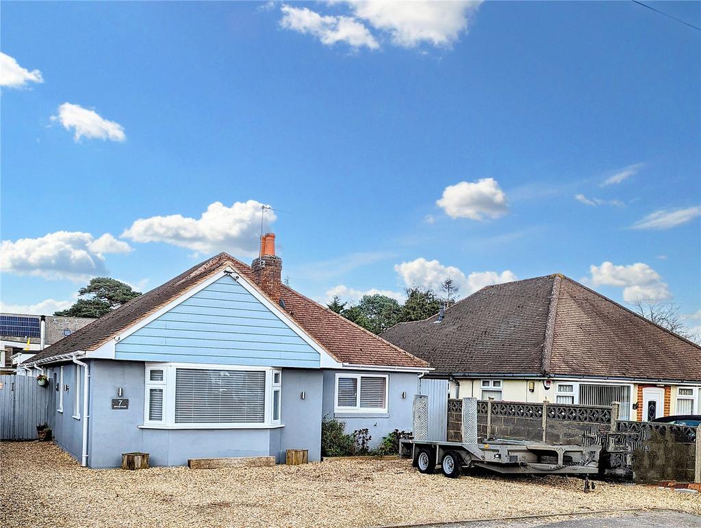 Broom Road, Poole, BH12 5 bed bungalow for sale £699,950