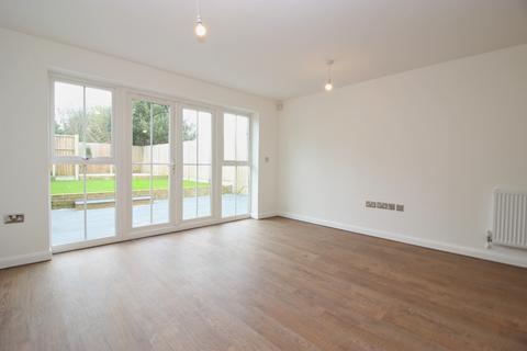 2 bedroom end of terrace house for sale, Stone Court, Borough Green TN15