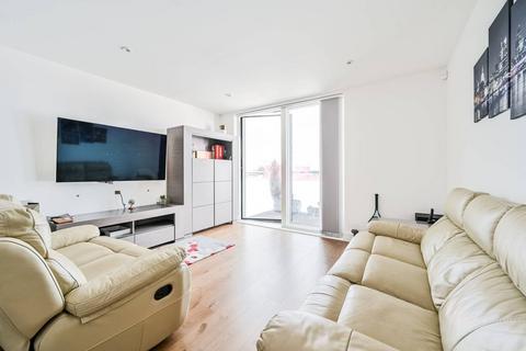 2 bedroom flat for sale, Handley Drive, Kidbrooke, London, SE3