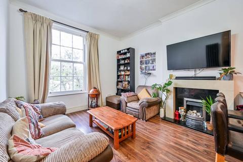 2 bedroom flat to rent, Shooters Hill Road, Blackheath, London, SE3