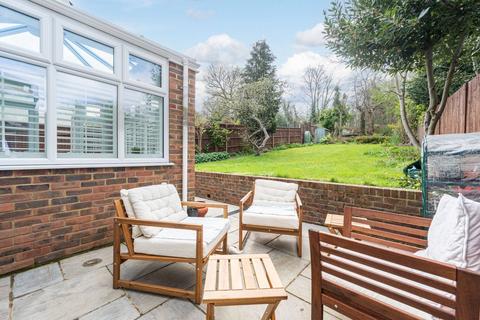 145 Ravensbourne Avenue, Bromley, BR2 0AZ
