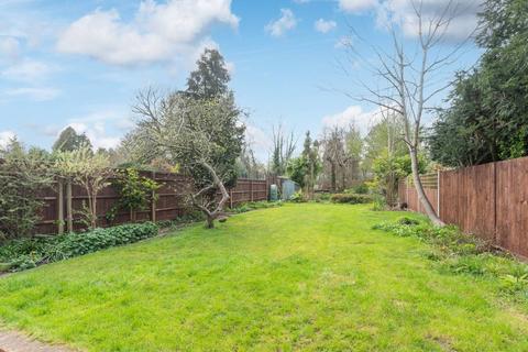 145 Ravensbourne Avenue, Bromley, BR2 0AZ
