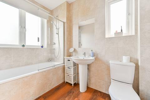 145 Ravensbourne Avenue, Bromley, BR2 0AZ