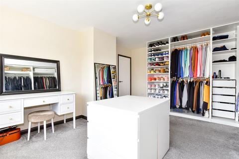 83 Sweechgate, Broad Oak, Canterbury, CT2 0QR
