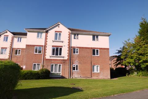 2 bedroom flat for sale, Garden Close, Andover SP10