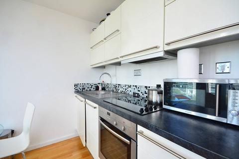 Studio to rent, Ability Place, Canary Wharf, London, E14