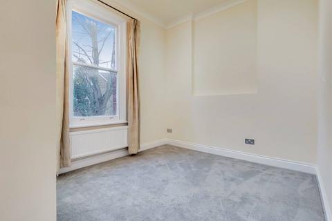 2 bedroom flat for sale, Birdhurst Road, South Croydon, CR2