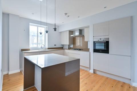 3 bedroom flat to rent, East Dulwich Grove, East Dulwich, London, SE22