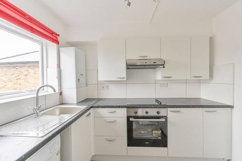 2 bedroom flat to rent, The Mall, Ealing Broadway, London, W5