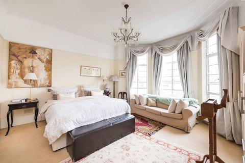 2 bedroom flat to rent, Redcliffe Gardens, Chelsea, London, SW10