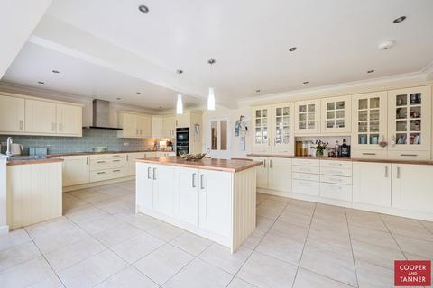 4 bedroom detached house for sale, Manor Road, Catcott, TA7
