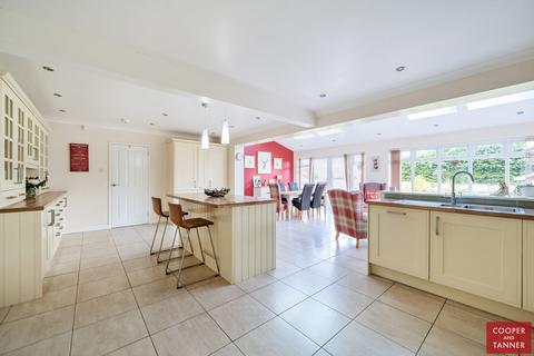 4 bedroom detached house for sale, Manor Road, Catcott, TA7