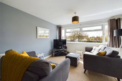 3 bedroom terraced house for sale, Insley Gardens, Hucclecote, Gloucester, Gloucestershire, GL3