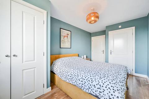 2 bedroom flat for sale, Tarves Way, Greenwich, London, SE10