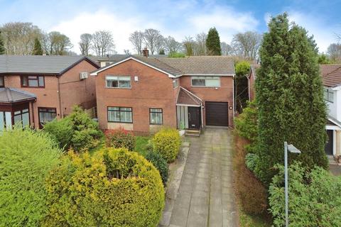 4 bedroom detached house for sale, Kibworth Close, Whitefield, M45