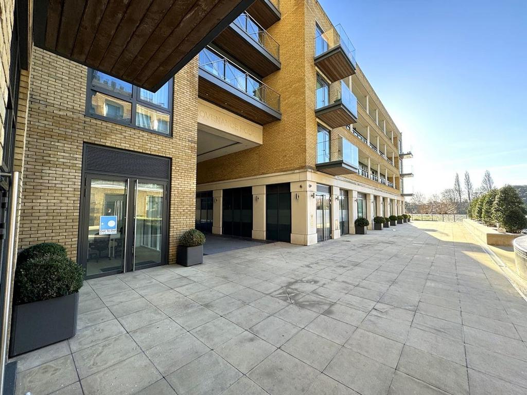 Kew Bridge  Unit 6  Brentford 9 Copy.jpg