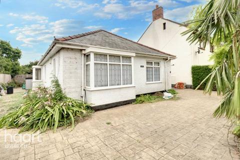 4 bedroom detached bungalow for sale, Matmore Gate, Spalding