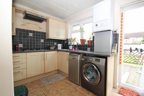 17 Burnside Crescent, Wembley, HA0 1BJ
