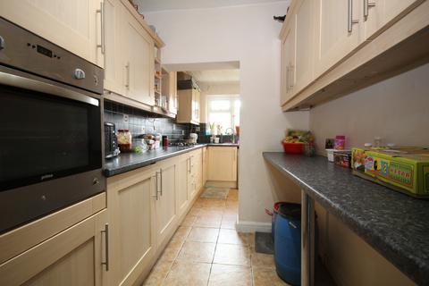 17 Burnside Crescent, Wembley, HA0 1BJ
