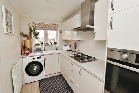 29 Bushy Close, Romford, RM1 4WL