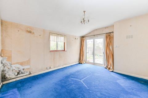 3 bedroom detached house for sale, Warwick Road, Thornton Heath, CR7