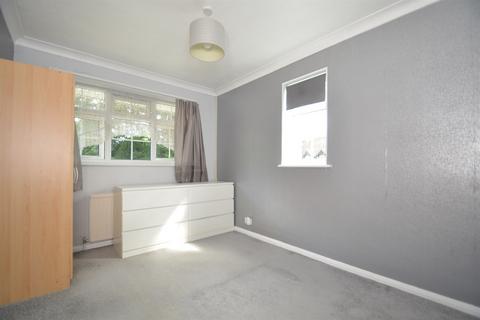 2 bedroom end of terrace house for sale, Holly Close, Storrington, West Sussex, RH20