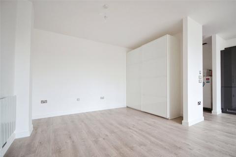Studio to rent, Rivers House, Springfield Road, Chelmsford, Essex, CM2