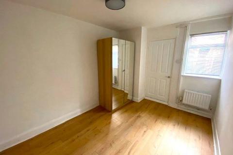 1 bedroom maisonette for sale, Tonbridge Road, Hildenborough, Tonbridge