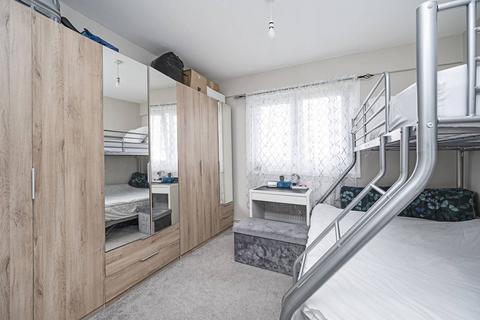 2 bedroom maisonette for sale, Roberta Street, Bethnal Green, London, E2
