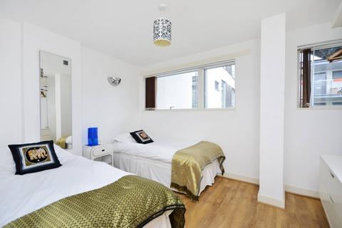 3 bedroom flat to rent, Klein Wharf, Islington, London, N1