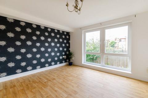 2 bedroom flat to rent, Watts Grove, Bow, London, E3