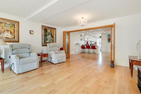 53 Gunners Rise, Shoeburyness, Southend-on-sea, SS3 9FD