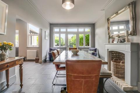 6 Gloucester Terrace, Southend-on-sea, SS1 3AZ