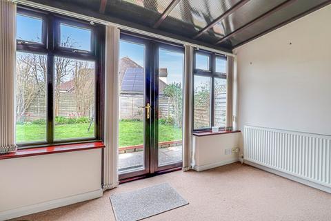12 Parsons Lawn, Shoeburyness, Southend-on-sea, SS3 8BN