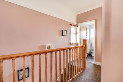2 Silchester Corner, Great Wakering, Southend-on-sea, SS3 0PX