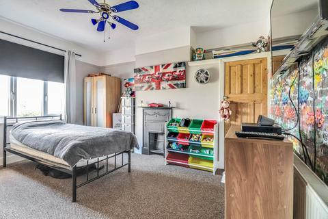 2 Silchester Corner, Great Wakering, Southend-on-sea, SS3 0PX