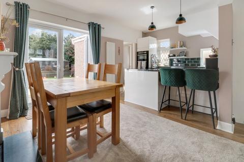 40 Connaught Gardens, Shoeburyness, Southend-on-sea, SS3 9LR