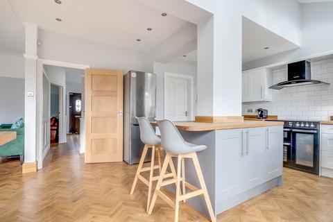 84 Shoebury Road, Southend-on-sea, SS1 3RS