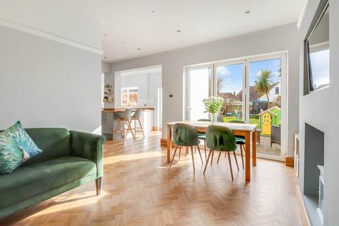 84 Shoebury Road, Southend-on-sea, SS1 3RS